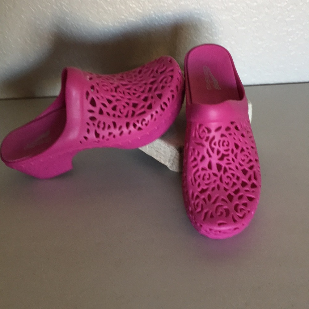 Shoe
